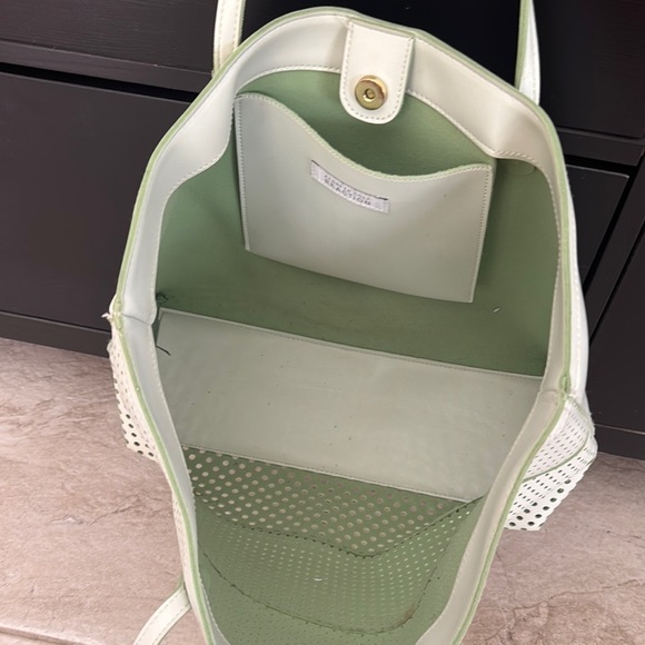 Light Green Pastel Perforated Tote Bag - Picture 7 of 9